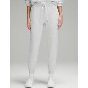 Scuba High-Rise Jogger Full Length in Heathered Core Ultra Light Grey Size 6